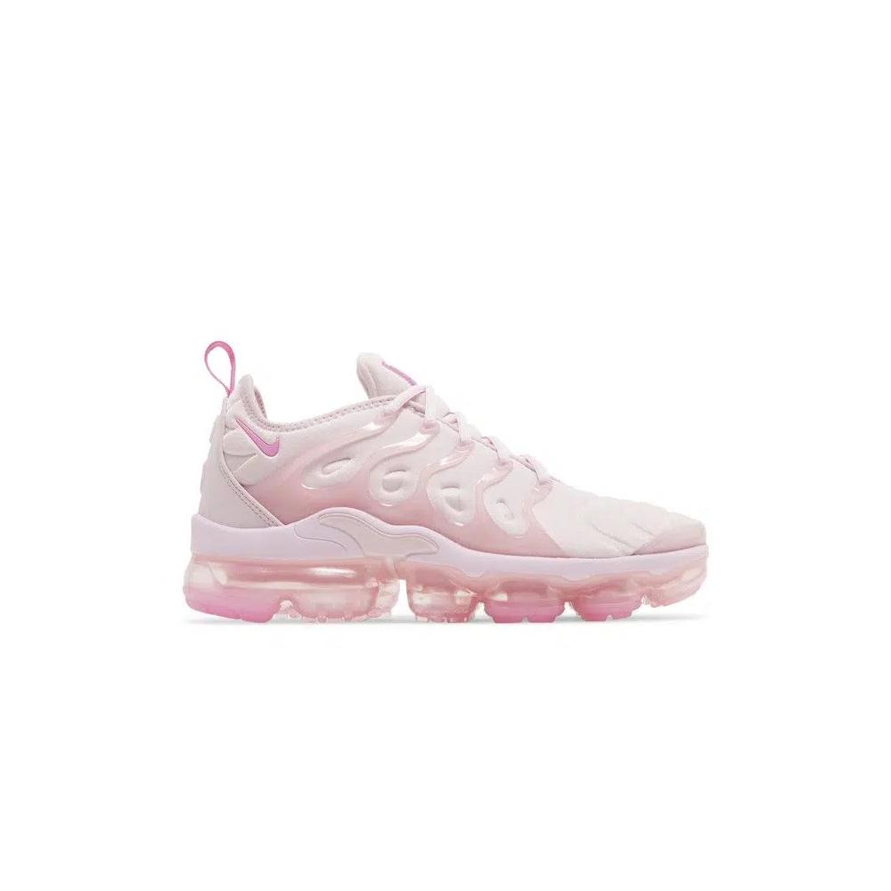 Кроссовки Nike Wmns Air VaporMax Plus 'Pink Foam' 1