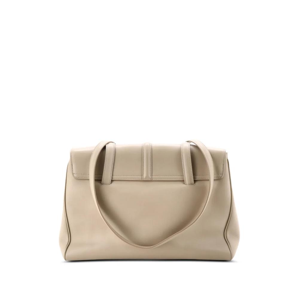 Сумка на плечо Soft 16 Bag Smooth Calfskin Medium 2