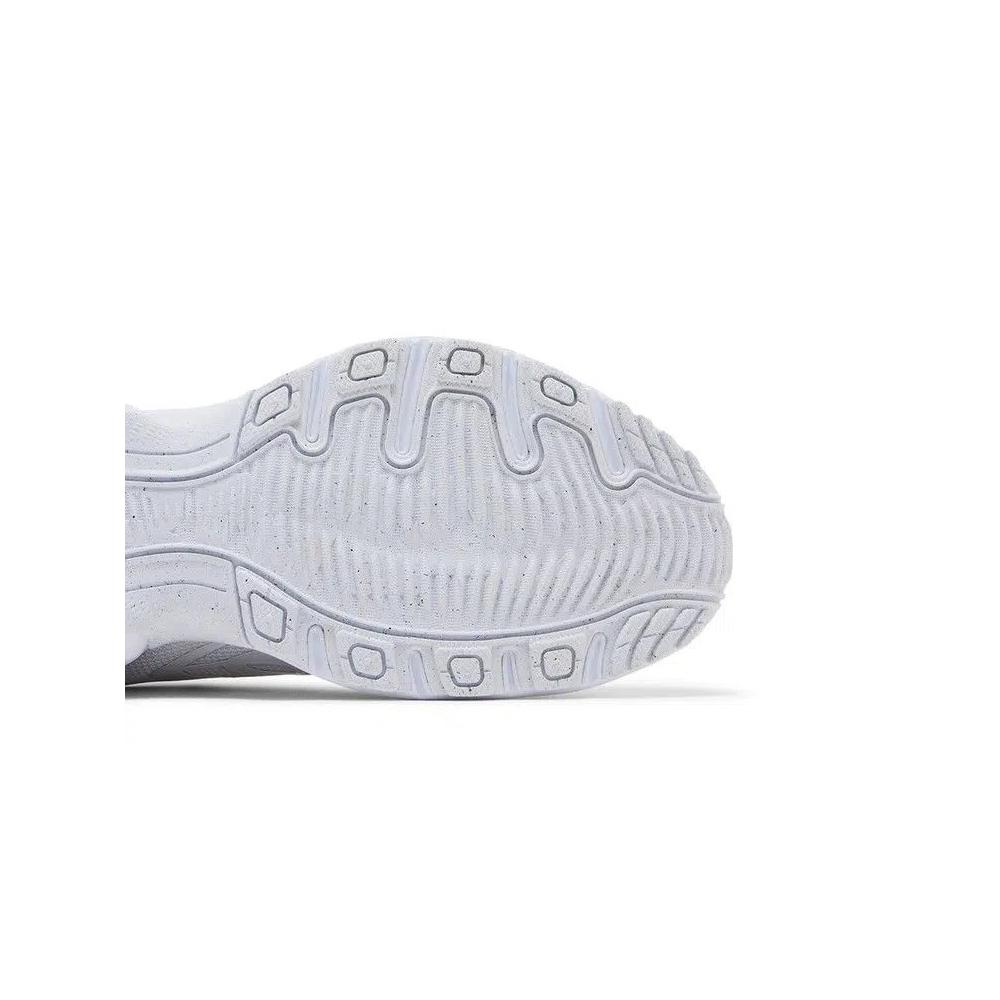 Кроссовки Nike Air Max Fire 'Triple White' 5