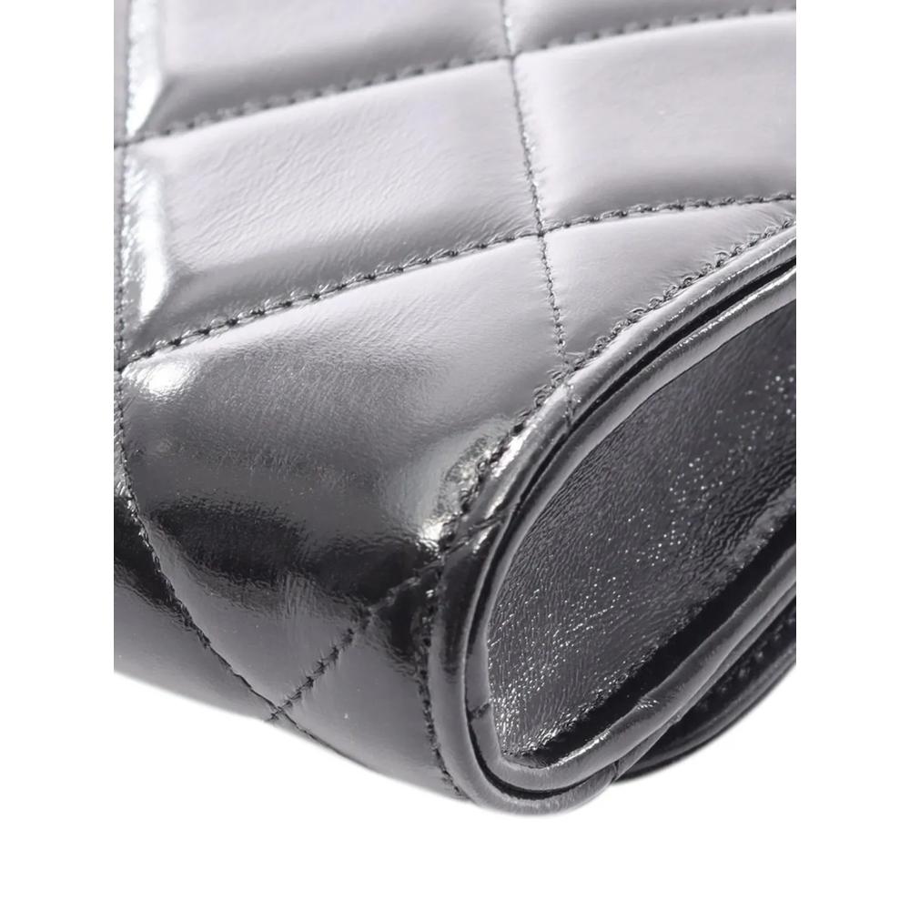 Стеганая сумка через плечо CC Quilted Patent Medallion Single Flap (2021-2026 годы) 2