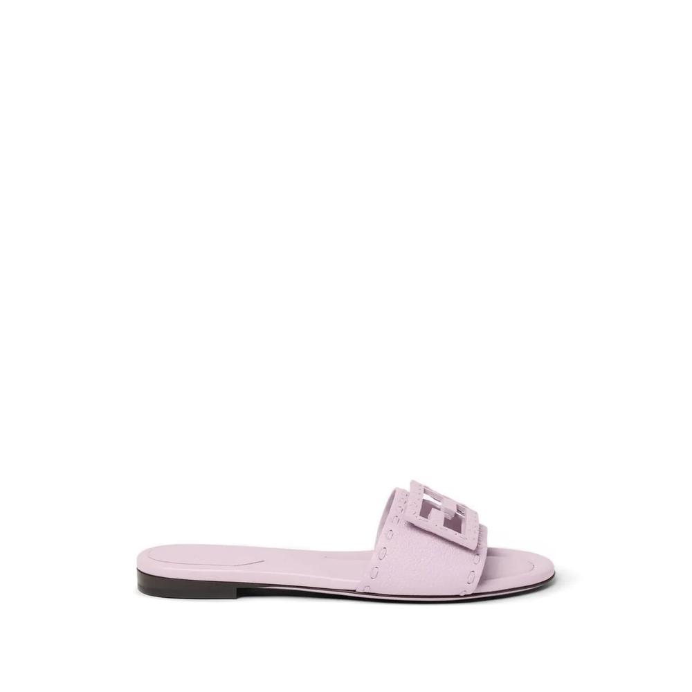Сандалии с декоративной строчкой 1