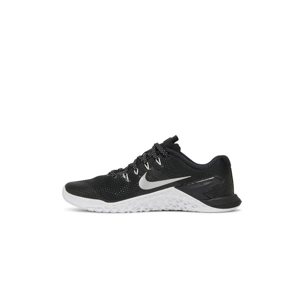 Кроссовки Nike Wmns Metcon 4 'Black Metallic Silver' 3