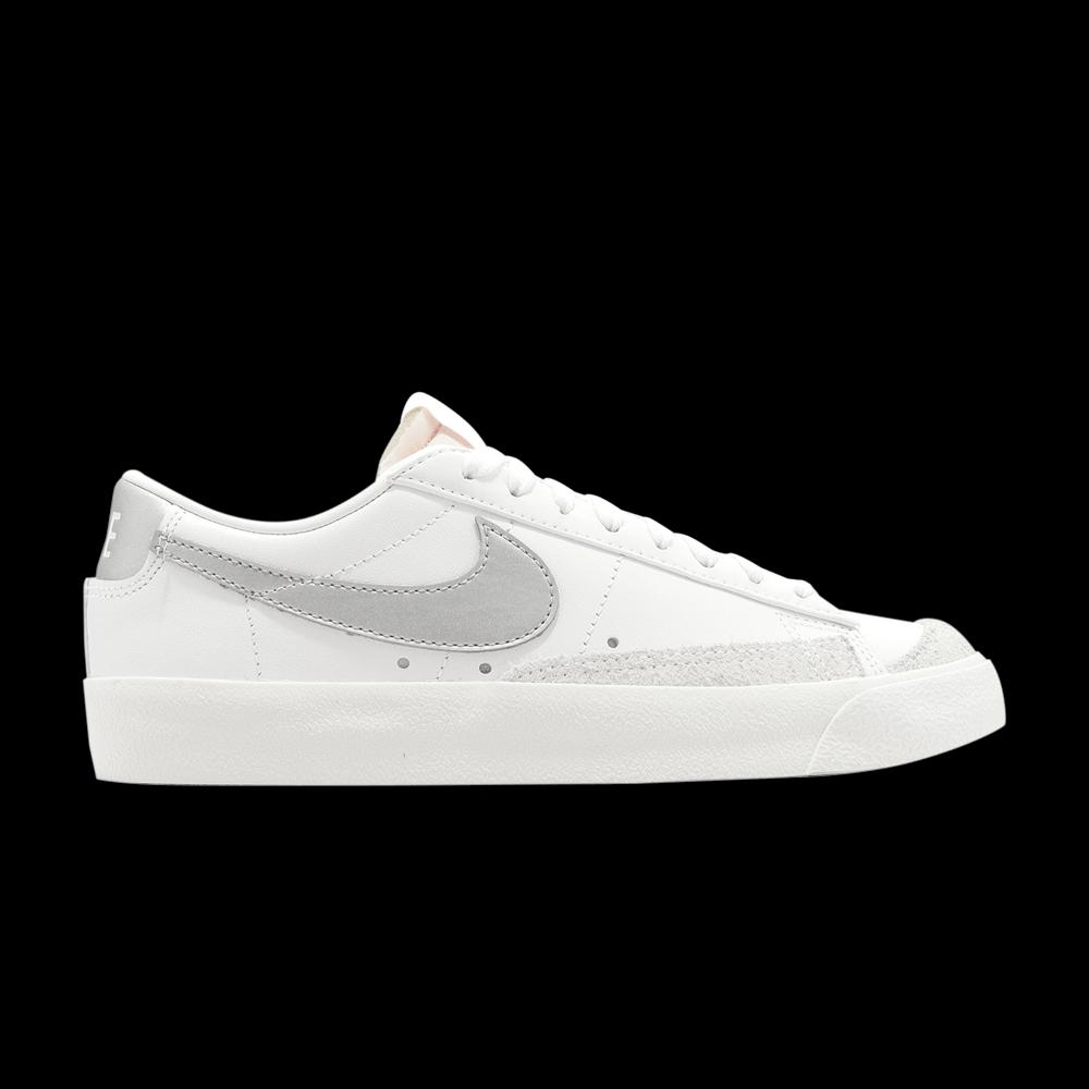 Кроссовки Nike Wmns Blazer Low '77 'White Metallic Silver' 1