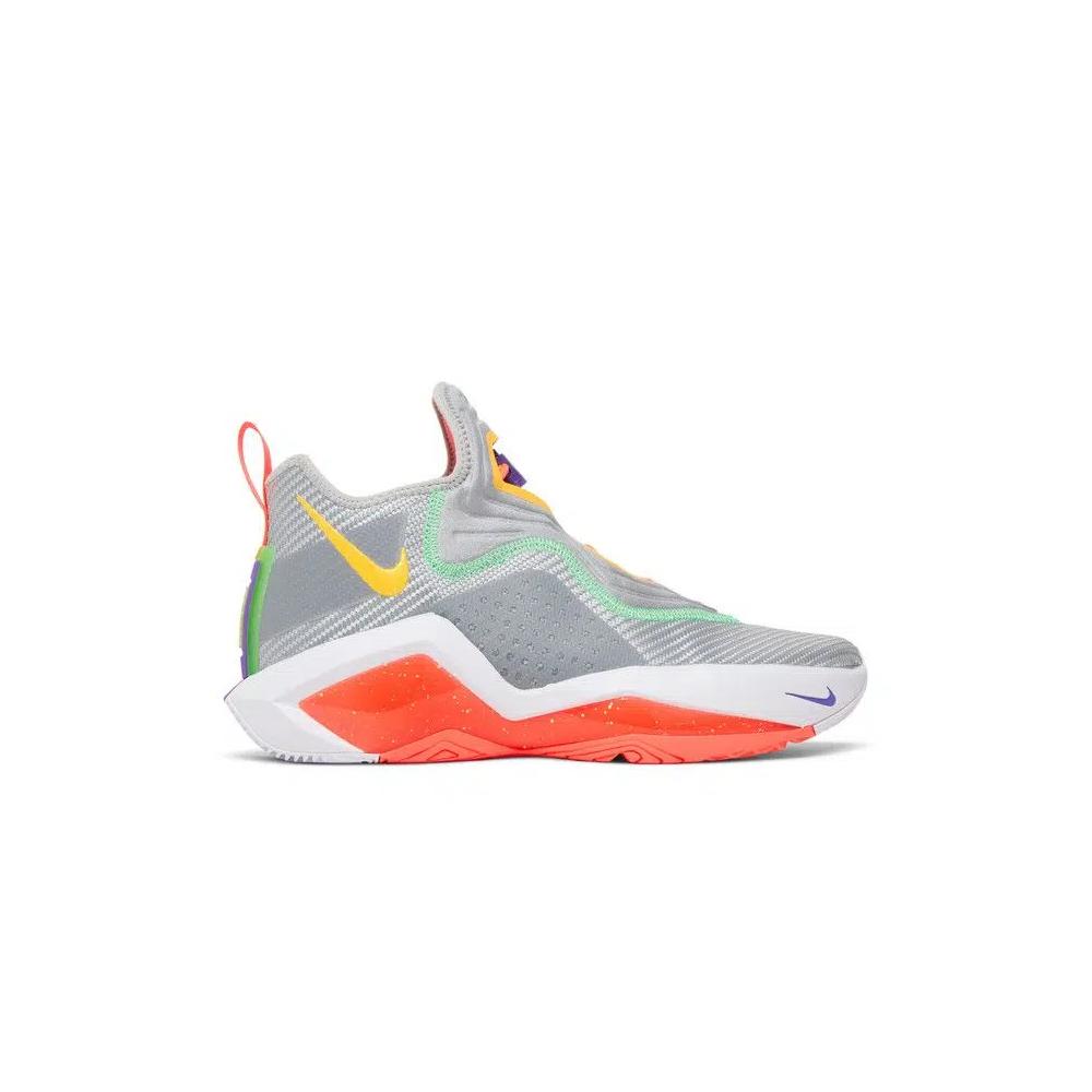 Кроссовки Nike LeBron Soldier 14 'Hare' 1