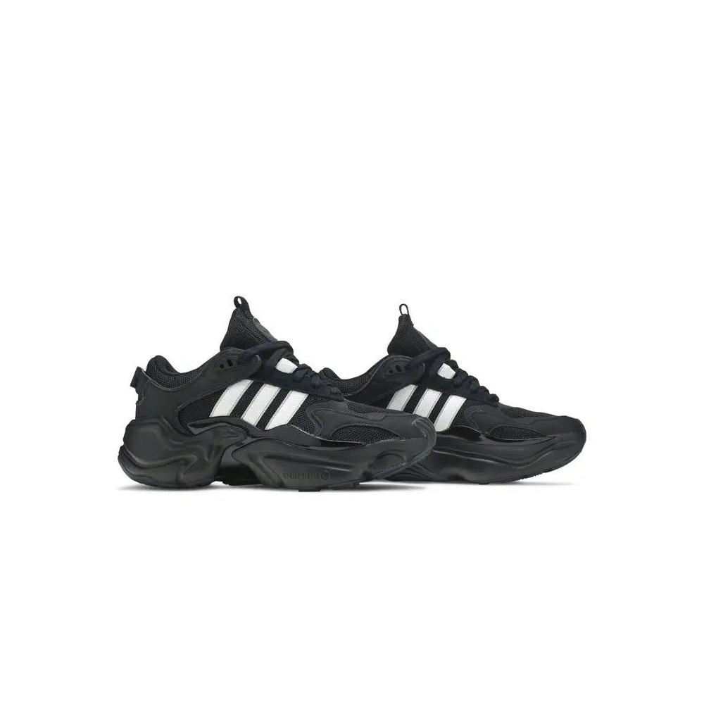 Кроссовки Adidas Wmns Magmur Runner 'Black White' 8