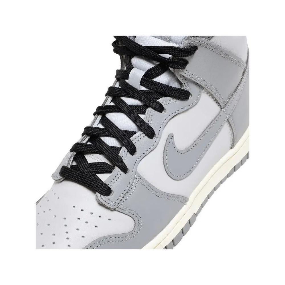 Кроссовки Nike Wmns Dunk High 'Aged Grey' 9