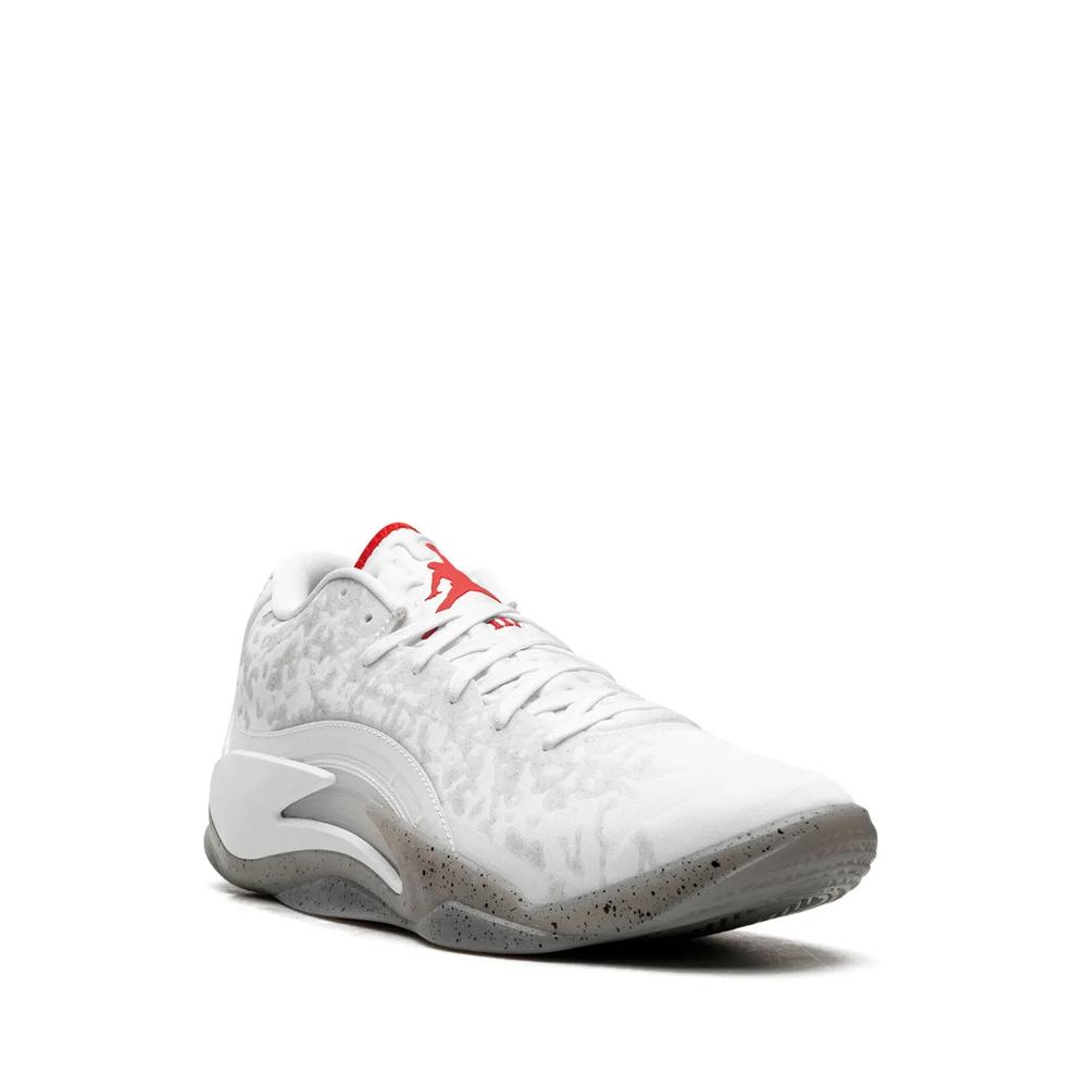 Кроссовки Air Jordan Zion 3 White/University Red 2
