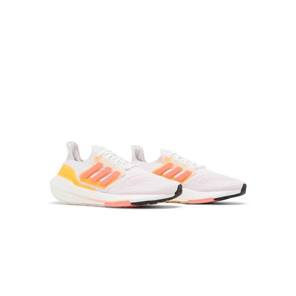 Кроссовки Adidas Wmns UltraBoost 22 'White Flash Orange' 8