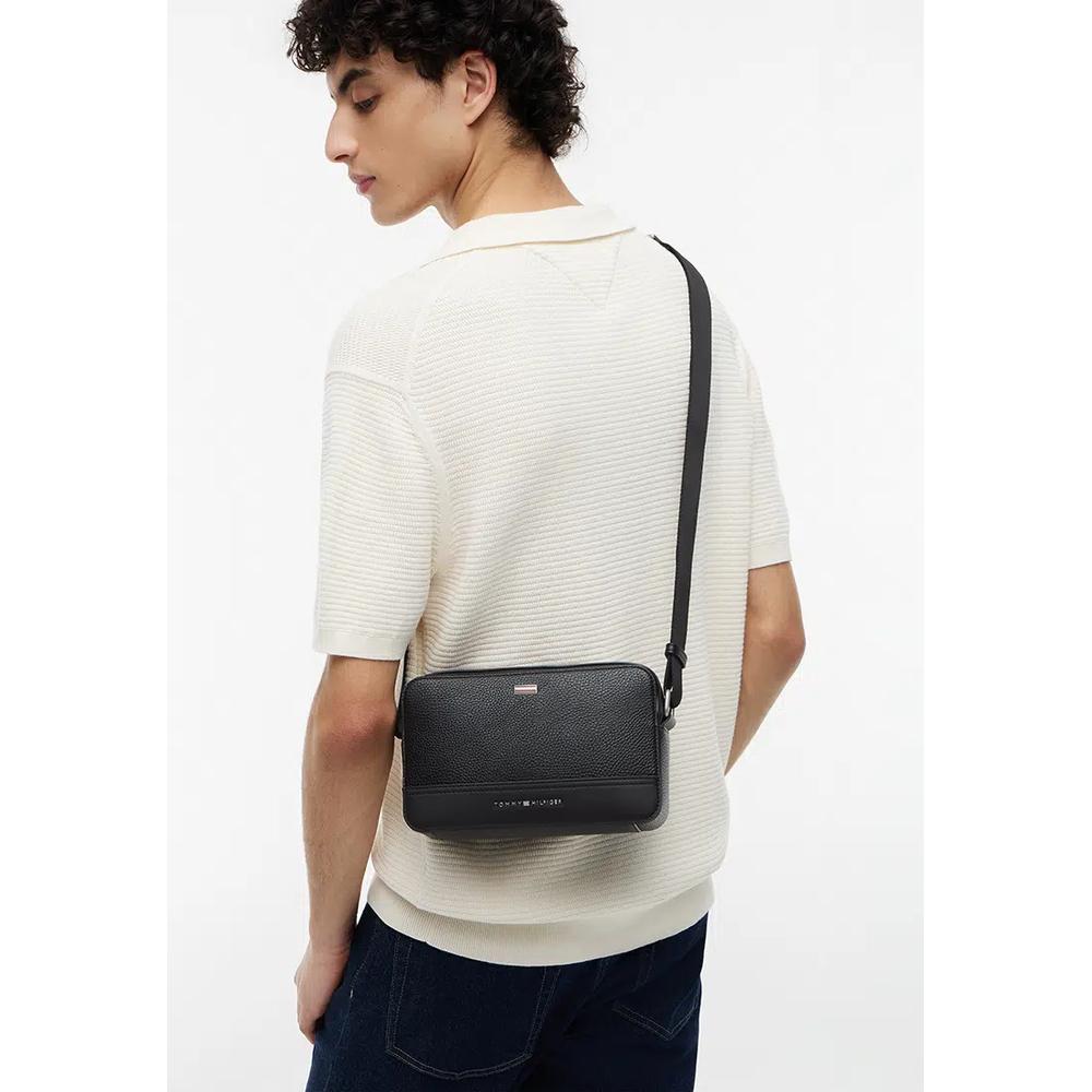 Сумка через плечо Signature Tape Plaque Crossbody Reporter Bag - Th Mainline 5