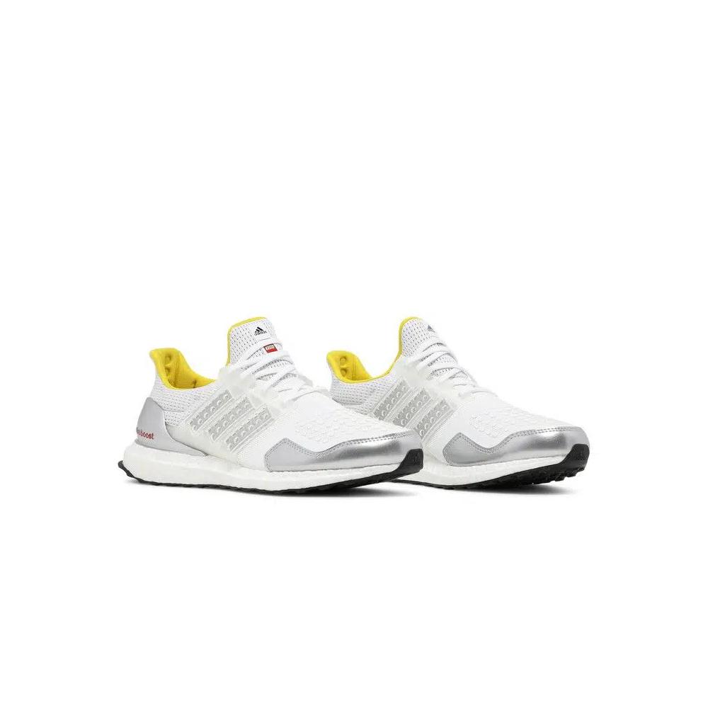 Кроссовки LEGO x adidas UltraBoost DNA 8