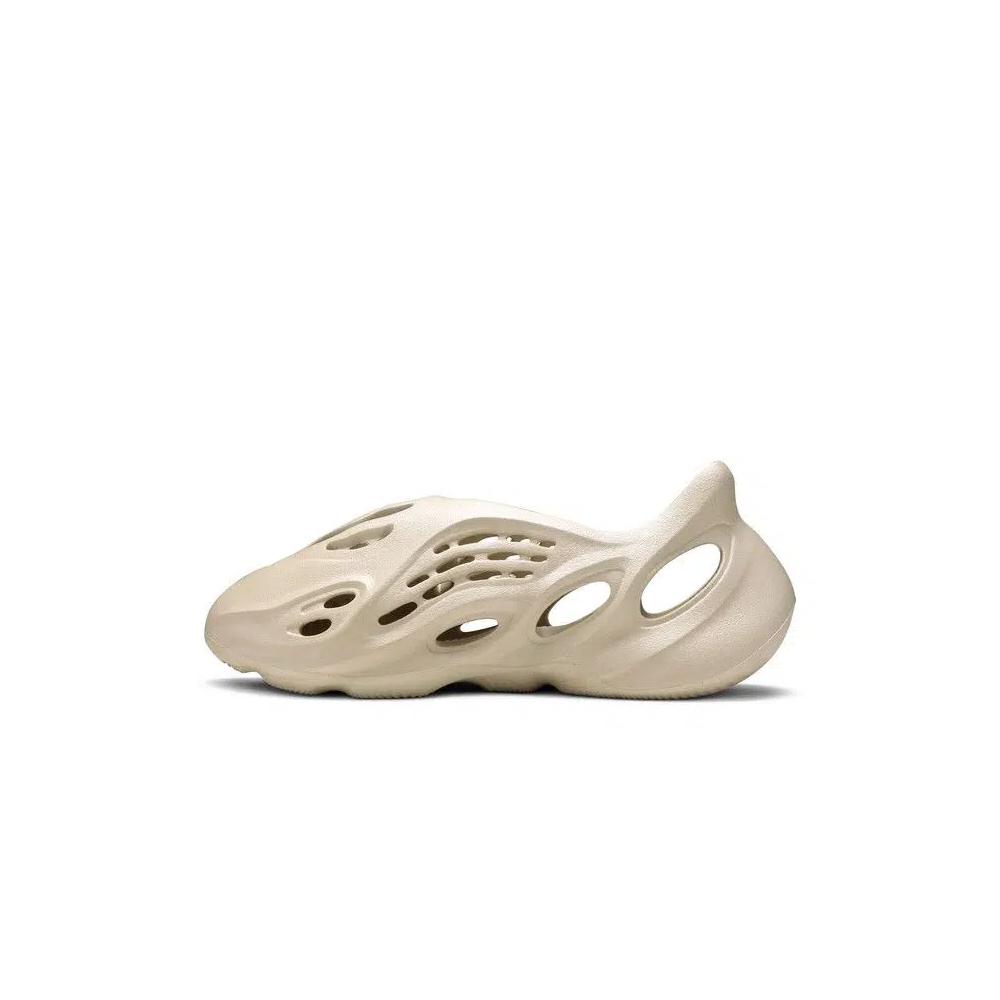 Повседневные adidas Yeezy Foam Runner 'Sand' 3