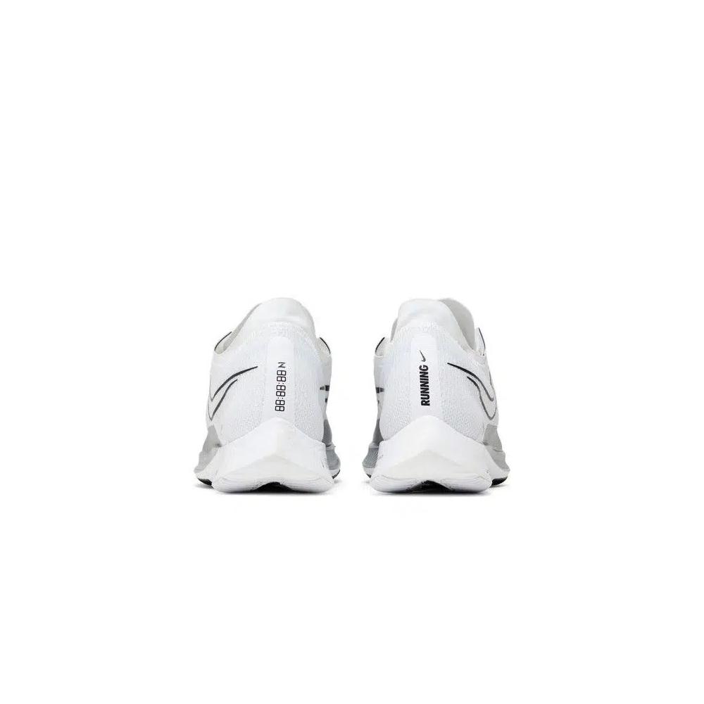 Кроссовки Nike ZoomX Streakfly 'White Metallic Silver' 6