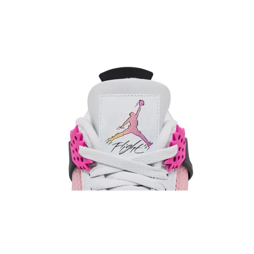 Кроссовки Air Jordan 4 Retro 'Comic' 9