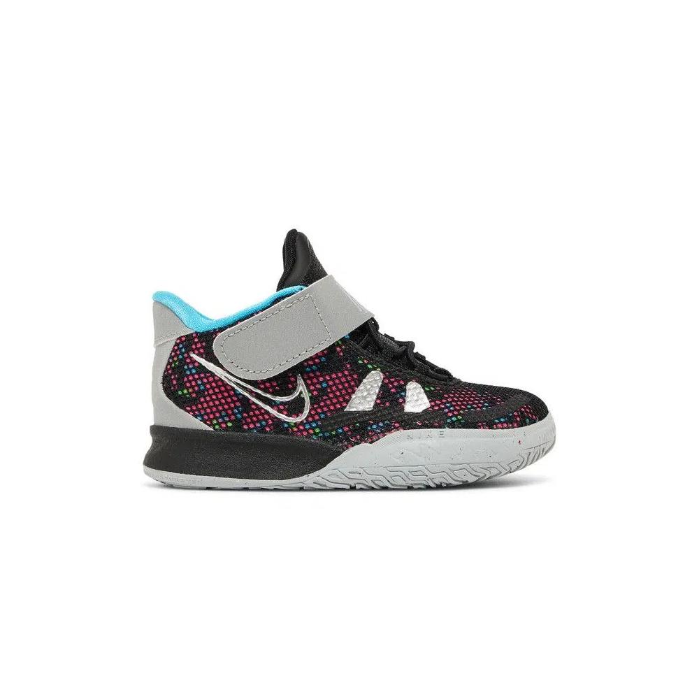 Кроссовки Nike Kyrie 7 TD 'Pixel Camo' 1