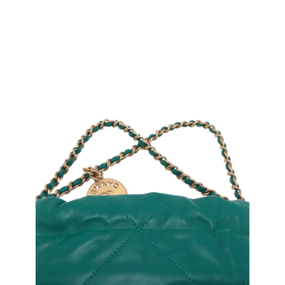 Сумка-сэтчел Shiny Calfskin 22 Handbag размера мини (2021-2026 годы) 2