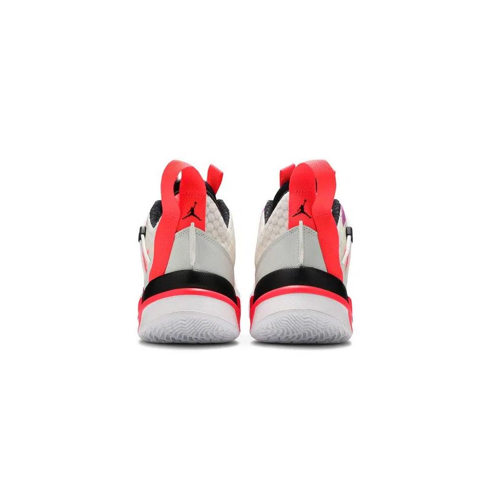 Кроссовки Air Jordan Why Not Zer0.3 SE 'Flash Crimson' 6