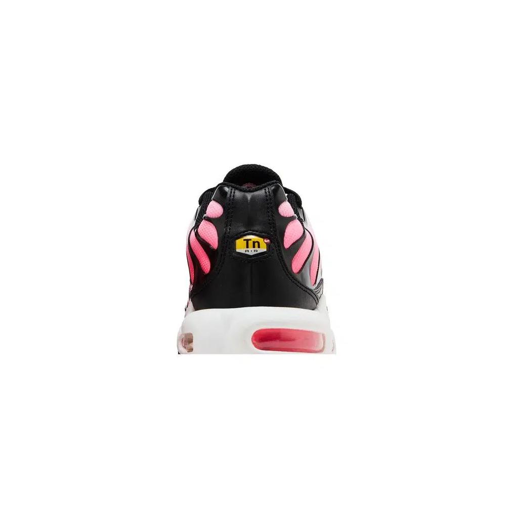 Кроссовки Nike Wmns Air Max Plus 'Black Hot Punch' 7