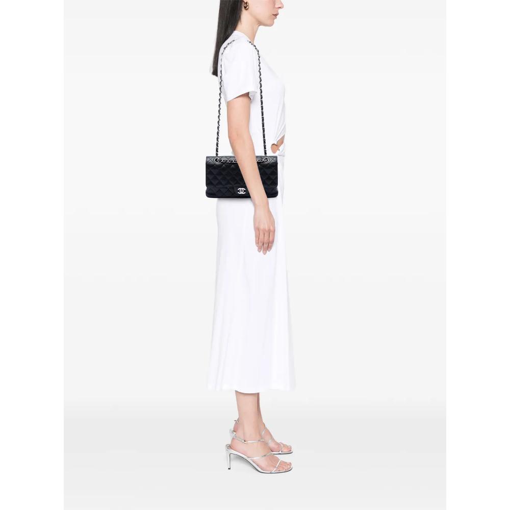 Сумка на плечо Medium Classic Caviar Double Flap (2009-2010 годы) 2