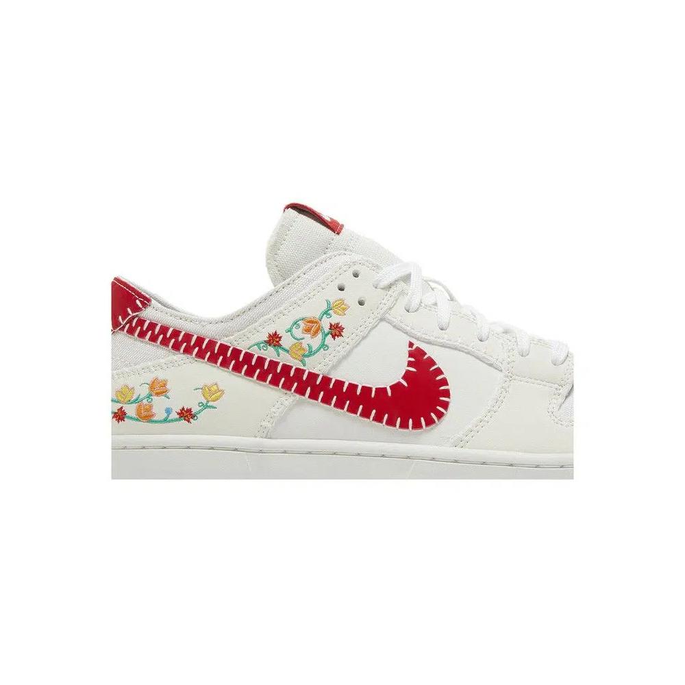 Кроссовки Nike Dunk Low Decon SB 'N7 - Sail University Red' 2