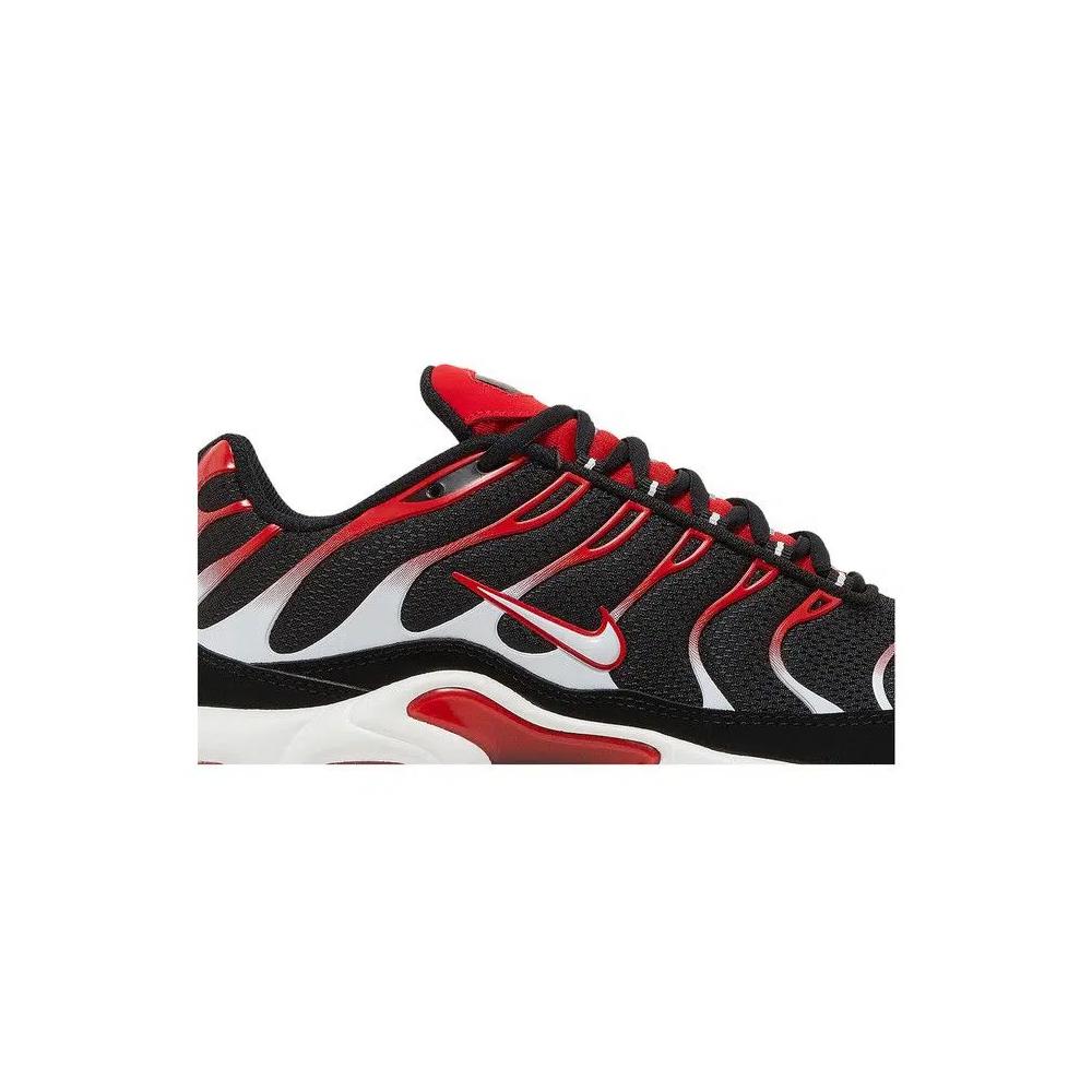 Кроссовки Nike Air Max Plus 'Black University Red' 2