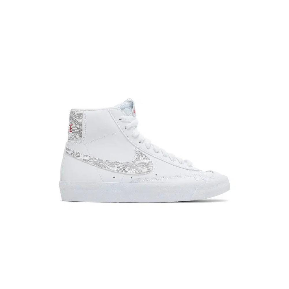 Кроссовки Nike Blazer Mid '77 GS 'White Logo Print' 1