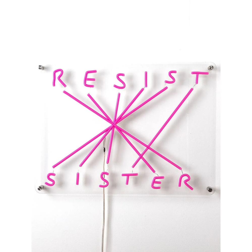 Настольная лампа Resist Sister 1