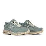 Кроссовки Kith x New Balance 2002R 'Pistachio' 8