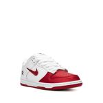 Кроссовки SB Dunk Low из коллаборации с Supreme 2