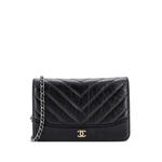 Сумка через плечо Chevron Aged Calfskin Gabrielle Wallet On Chain 1