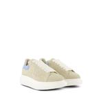 Oversized sneakers 2