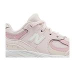 Кроссовки New Balance 2002R Toddler 'Pink Granite' 2