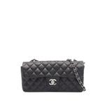 Сумка на плечо CC Quilted Lambskin East West Flap (2005-2006 годы) 1