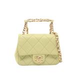 Сумка через плечо Quilted Lambskin Oval Logo Chain Top Handle Flap (2021-2026 годы) 1