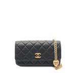 Стеганая сумка через плечо CC Quilted Caviar Heart Flap Phone Holder with Chain (2021-2026 годы) 1