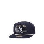 Кепка Radiant Lines Deadstock из коллаборации с New York Yankees 1