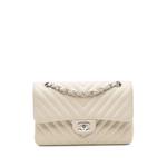 Маленькая сумка на плечо Classic Chevron Lambskin Double Flap (2021-2024 годы) 1