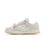 Кроссовки Nike Wmns Dunk Low 'Light Soft Pink' 3
