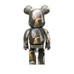 Фигурка 1000% Girl из коллаборации с Johannes Vermeer 1