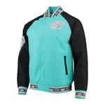 Стеганая куртка из коллаборации с Vancouver Grizzlies 1