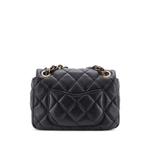 Мини-сумка через плечо Textured CC Classic Single Flap Bag Quilted Caviar 2