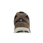 Кроссовки New Balance 2002R 'Driftwood Black' 7