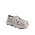 Adilette Сабо на платформе 1
