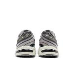 Беговые кроссовки Performance ASICS Gel 1130 'Cement Clay Grey' 6