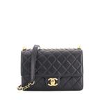 Chic Pearls Flap Bag Quilted Lambskin Small shoulder bag 1