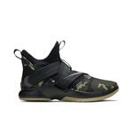 Кроссовки Nike LeBron Soldier 12 SFG 'Camo' 1