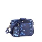 Сумка через плечо Trio Messenger Bag Limited Edition Monogram Ink Watercolor 1