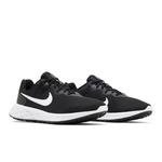 Кроссовки Nike Revolution 6 Extra Wide 'Black White' 8