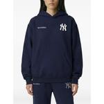 Худи Curve с логотипом из коллаборации с Yankees 2