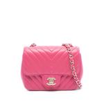 Сумка через плечо Mini Square Classic Chevron Lambskin Single Flap (2017-2018 годы) 1