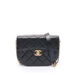 Сумка через плечо Mini CC Quilted Shiny Calfskin Round Moon Messenger Flap (2021-2026 годы) 1